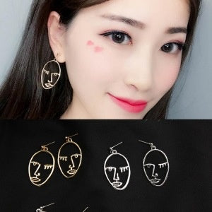 Elegant Style Alloy Oval Hoop Face Outline Hollow Geometric Metal Statement Stud Earrings
