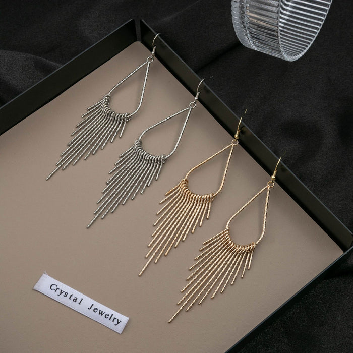 Elegant European American Fashion Alloy Teardrop Long Tassel Fringe Statement Drop Earrings