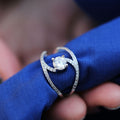 Fashion Luxury Zircon Curved Ring For Women, Engagement Wedding Finger Ring Jewelry view 3