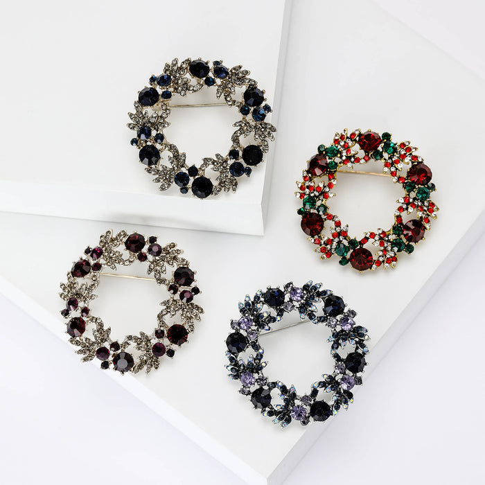 Alloy Christmas Wreath Brooch With Individual Packaging For Holiday Gifts