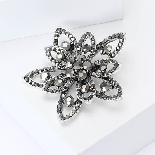 Vintage Alloy Rhinestone Flower Brooch Pin For Sweaters And Suits
