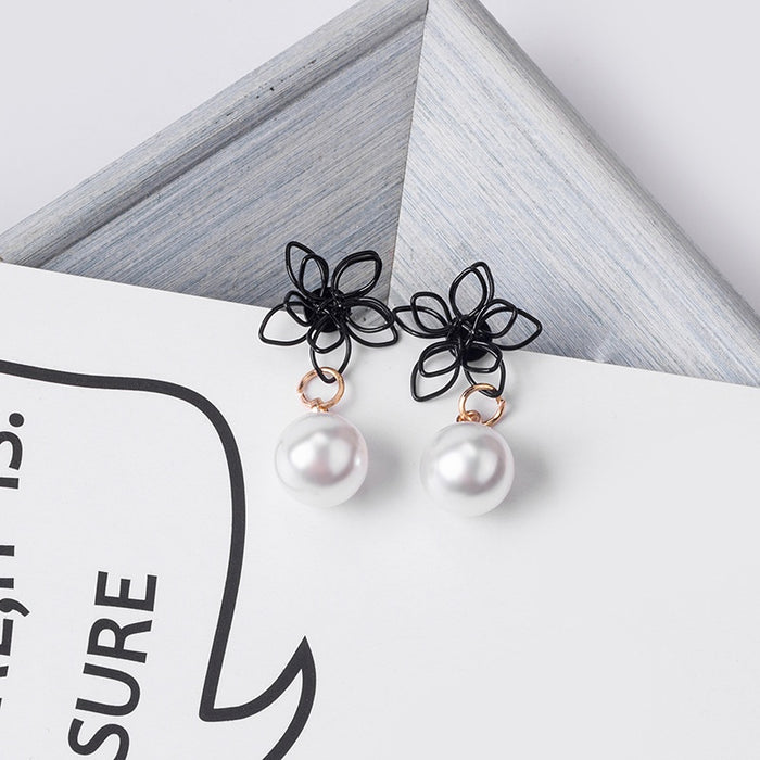 Elegant Hollow Metal Flower Pearl Drop Studs Korean Style Black Alloy Long Dangle Earrings