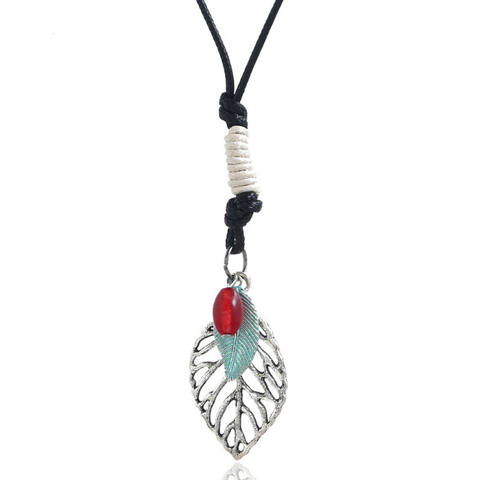 European American Vintage Geometric Sweater Chain Necklace For Women Simple Leaf Pendant Jewelry