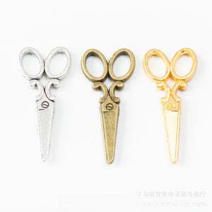 Zinc Alloy Scissors Charm Pendant No.157888 for DIY Necklace Bracelet Jewelry Making