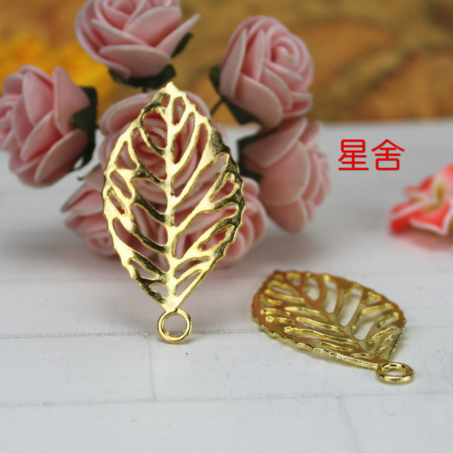 48x26mm Vintage Large Alloy Leaf Charm Pendant