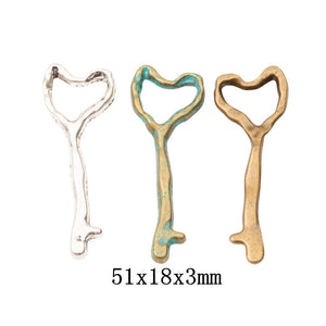 Zinc Alloy Key Charm Pendant No.652531 for DIY Necklace Bracelet Jewelry Making