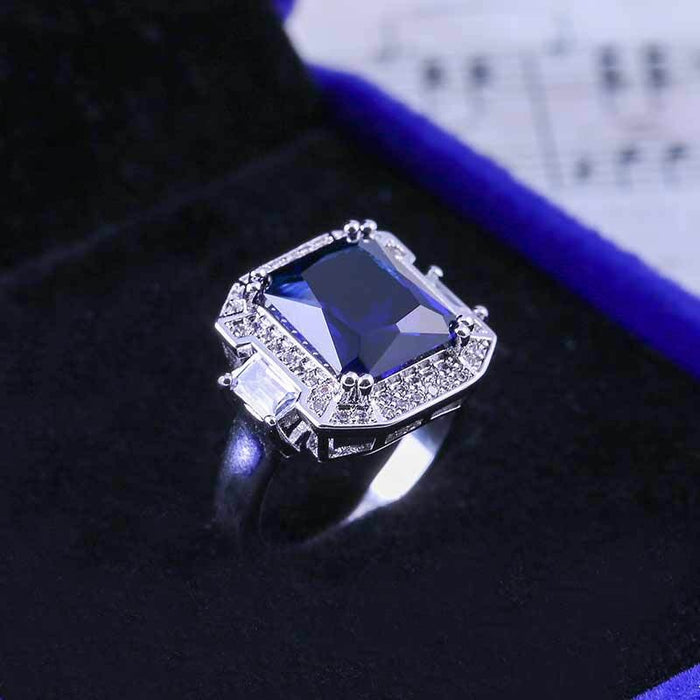 Luxury Blue Gemstone Wedding Band Creative Engagement Ring European American Hand Jewelry