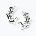 Antique Silver Zinc Alloy Skull Charm Pendant No.408765 for DIY Necklace Bracelet Jewelry Making view 1