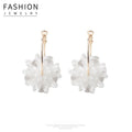 Elegant 3D White Pearl Flower Gold Alloy Hoop Earrings For Women Fashion Statement Earrings view 2