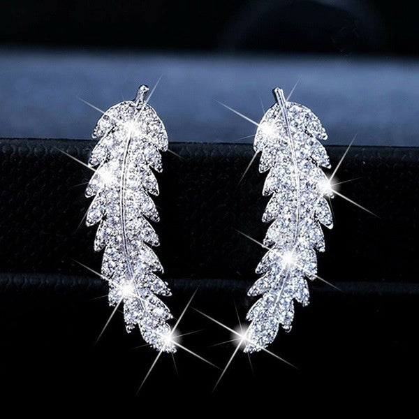 European Simple Leaf Stud Earrings For Women With Micro Pave Zircon, Versatile Fashion Jewelry