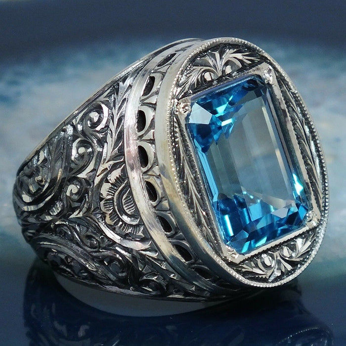 European American Vintage Carved Hollow Blue Crystal Ring Luxury Palace Style Jewelry