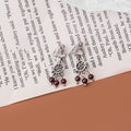 Vintage Ethnic Alloy Hollow Dreamcatcher Round Garnet Bead Tassel Clip-On Bohemian Geometric Earrings view 2
