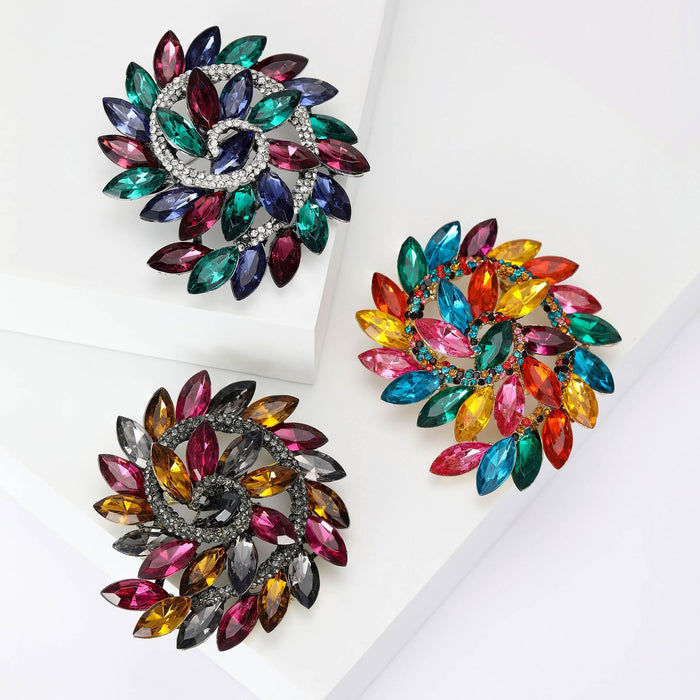Alloy Rhinestone Rotating Flower Brooch Pin For Vintage Apparel