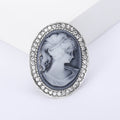 Alloy Rhinestone Queen Portrait Brooch For Fashion Lapel Decoration view 2