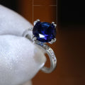 European American OL Style Women's Ring With Crystal Inlay, Minimalist Fashion Jewelry view 5