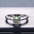 Simple European Style Women's Ring With Single Zircon Stone For Versatile Jewelry Accessories view 5