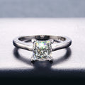 Simple European Style Women's Ring With Single Zircon Stone For Versatile Jewelry Accessories view 1