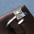 Simple European Style Women's Ring With Single Zircon Stone For Versatile Jewelry Accessories view 2