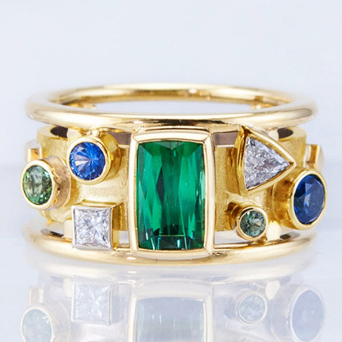 Vintage Geometric Gold Women's Ring With Green Zircon Inlay, Creative Fashion Finger Jewelry