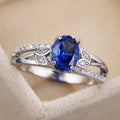 Delicate Lace Edge Women's Ring With Emerald Green Cubic Zirconia White Gold Plated Copper view 3