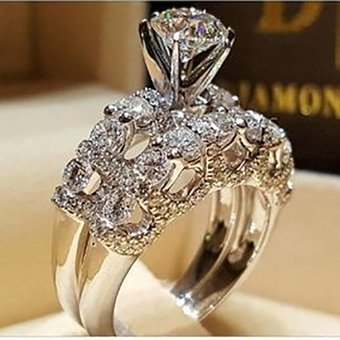 Classic Hollow Floral Pattern Platinum Color Rhinestone Couple Ring Set, European American Matching Rings