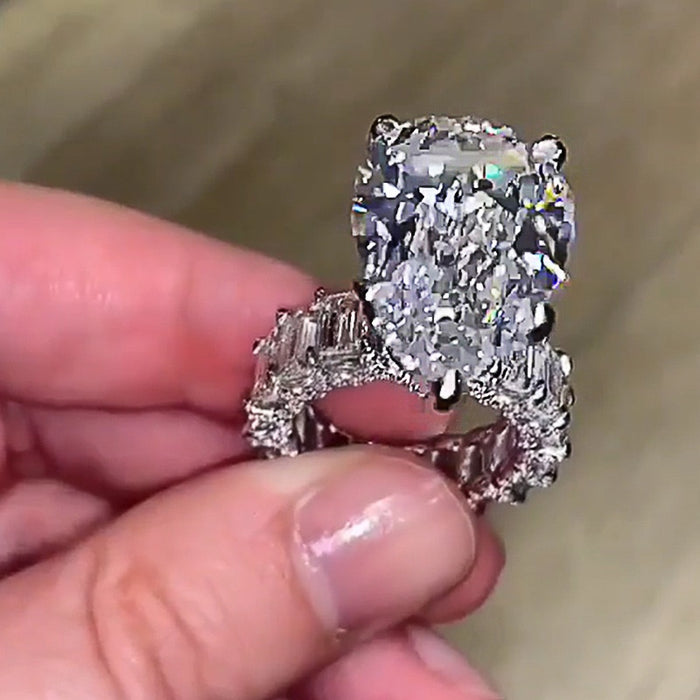 Simple Women's Ring With Oversized Cubic Zirconia Stone Fashion Finger Jewelry Gift