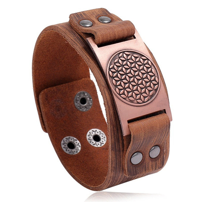Vintage Men's Cowhide Leather Bracelet With Geometric Energy Pattern Alloy Accent