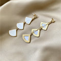 Elegant Fan Shaped Mother Of Pearl Shell Alloy Rhinestone Long Dangle Korean Fashion Earrings view 4