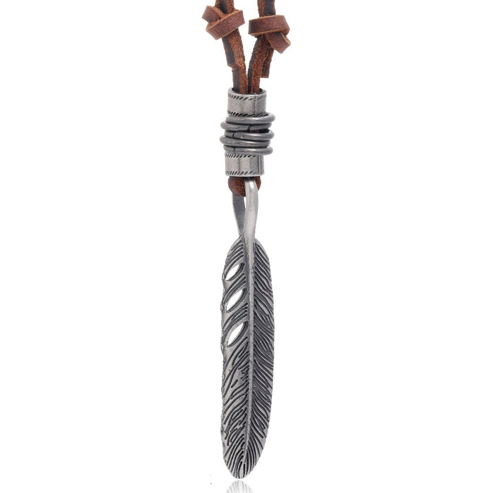 European And American Vintage Brown Lychee Grain Cowhide Necklace With Feather Pendant