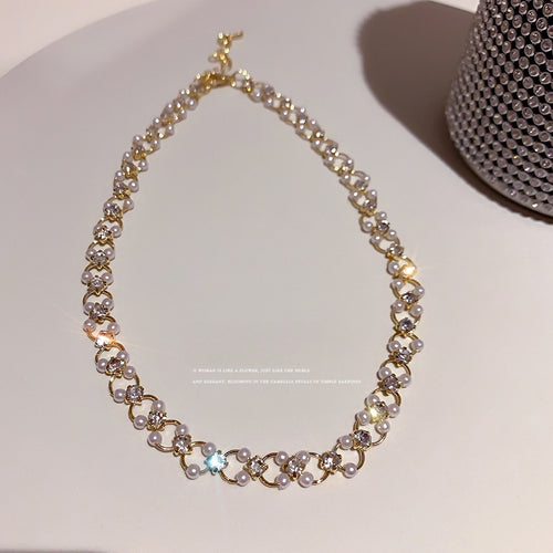 Gold Plated Alloy Korean Minimalist Geometric Pearl Rhinestone Choker Necklace For Women