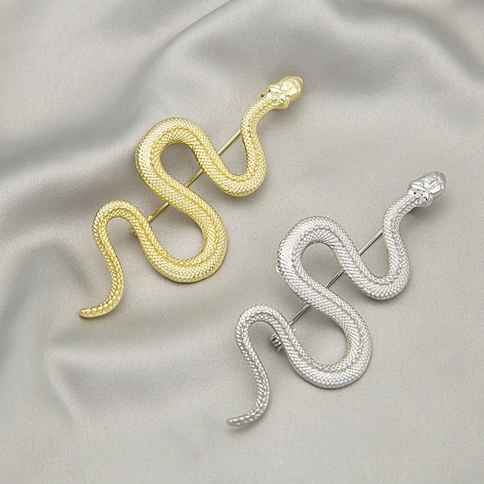 Vintage Snake Brooch Pin For Men And Women Fashion Suit Coat Lapel Badge Accessory