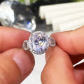 Sparkling Oval Zircon Full Pave Women's Ring Fashion Jewelry For Dropshipping view 2