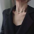 Korean Style Alloy Pearl Leaf Choker Necklace For Women, Simple Hip Hop Collarbone Jewelry view 1