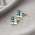 Elegant Transparent Square Acrylic Dried Flower Drop Earrings For Women Fashion Gold Hook Statement Earrings view 4