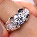 European Fashion Round Cut Zircon Wedding Ring For Women Sparkling Bridal Finger Jewelry view 1