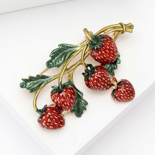 Alloy Strawberry Brooch Pin Cardigan Clasp For Vintage Style Outfits