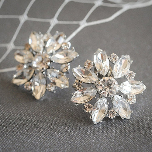 European American Fashion Flower Shape Stud Earrings High Quality Women's Jewelry