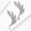 Alloy Rhinestone Four Leaf Brooch With Pearl Pendant For Cardigans view 3
