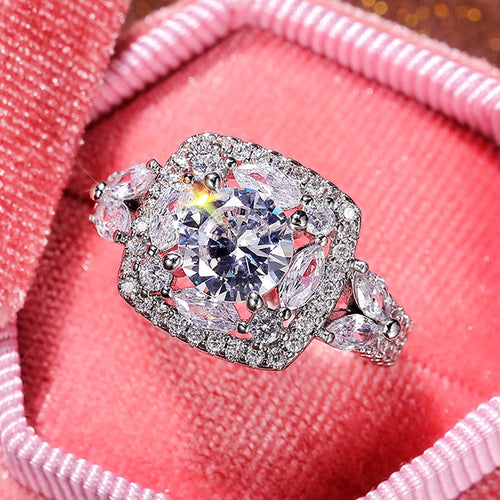 Sparkling Round Simulated Diamond Full Zircon Leaf Wedding Ring For Women European Jewelry
