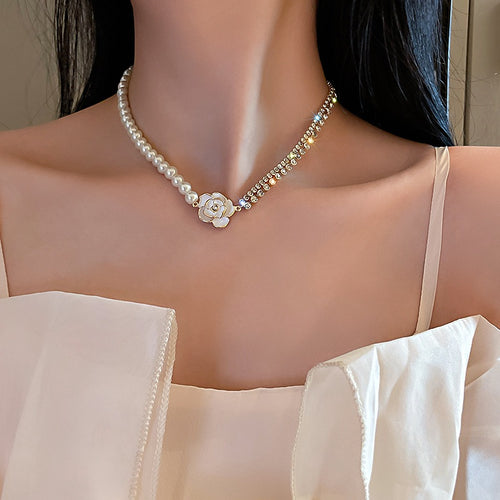 Gold Plated Alloy Korean Vintage Pearl Rhinestone Flower Collarbone Necklace For Women