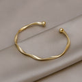 Alloy Twisted Circle Bangle Minimalist Style Trendy Niche Bracelet For Women view 1