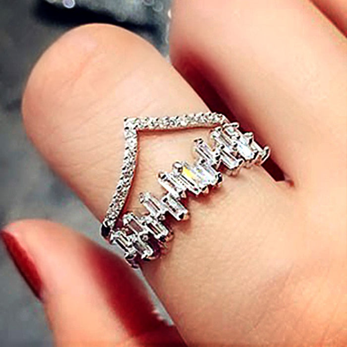 Korean Style Women's Crown Ring With Double Layer Micro Pave Zircon Curved V Index Finger Band