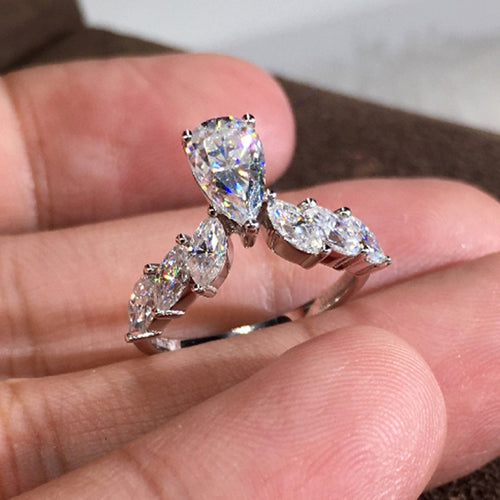 Elegant Pear Shape Water Drop Zircon Ring For Women Fashion Engagement Finger Jewelry