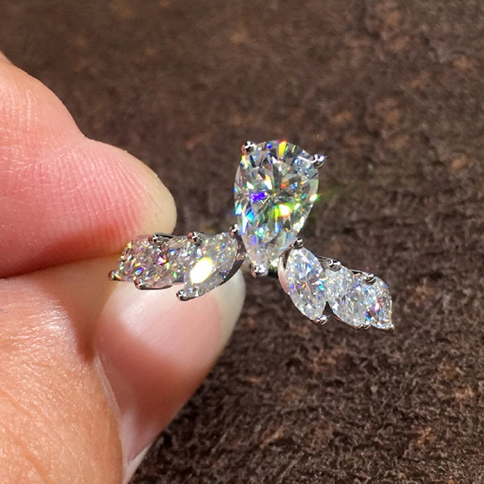 Elegant Pear Shape Water Drop Zircon Ring For Women Fashion Engagement Finger Jewelry