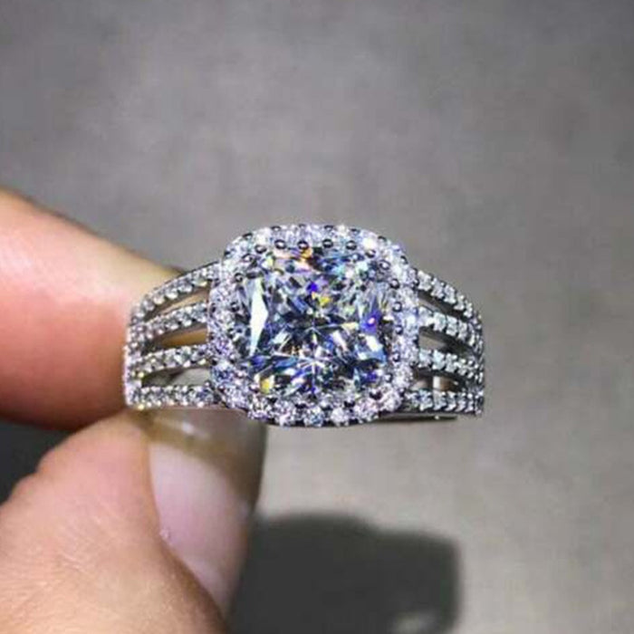 Delicate Full Zircon Micro Pave Women Ring European Fashion Statement Finger Jewelry