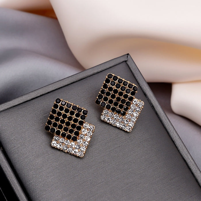 Luxury Vintage Black And Clear Rhinestone Geometric Diamond Square Alloy Stud Statement Earrings