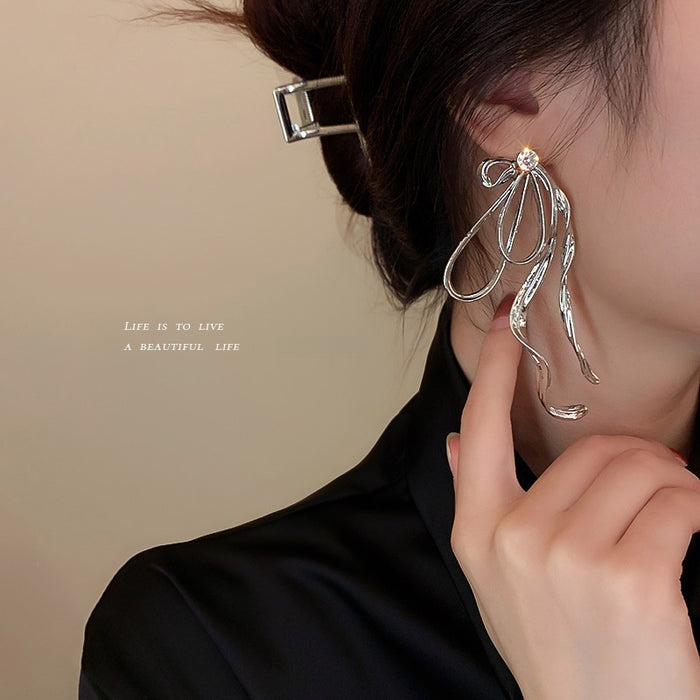 Korean Minimalist Metal Bow Drop Earrings With Silver Pin And Sparkling Rhinestone Accents