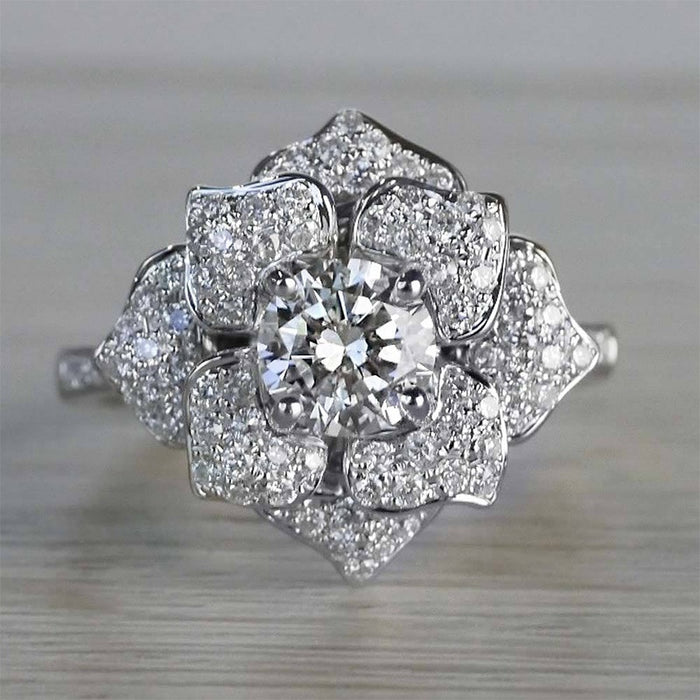 Luxury Full Cubic Zirconia Flower Ring For Women, European Light Luxury Business Event Hand Jewelry