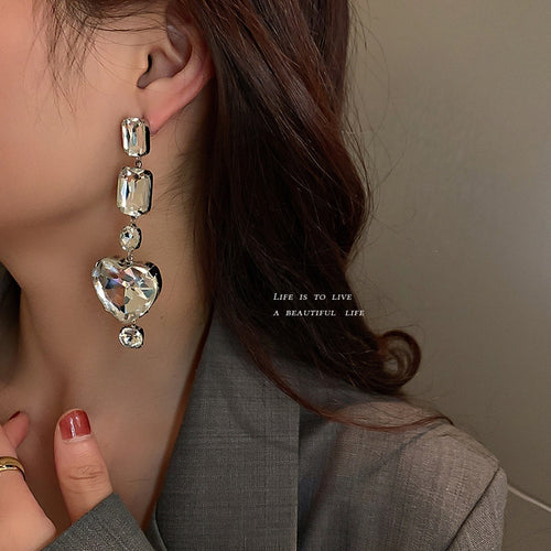 Alloy Rhinestone Heart Stud Earrings For Women, European Statement Light Luxury Style