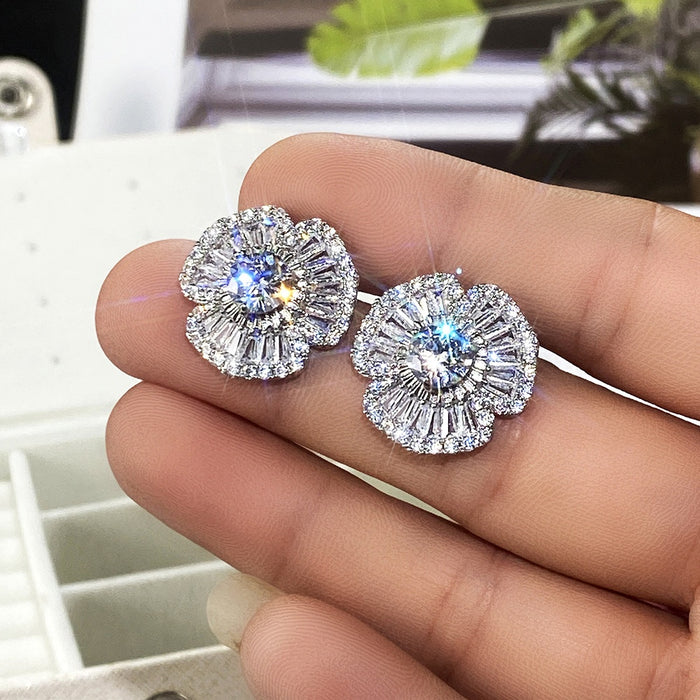 French Light Luxury Full Zircon Camellia Flower Stud Earrings For Women Sweet Versatile Jewelry